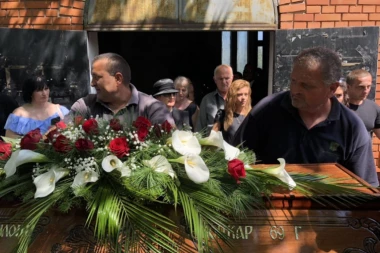 KIJA I SLOBA STIGLI ZAJEDNO NA SAHRANU