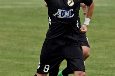 Rapid opet kvari posao "večitima"?