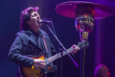 UMRO MI JE NAJBOLJI PRIJATELJ, UŽASNO MI JE: Oglasio se Bajaga povodom smrti kuma Miše Aleksića!