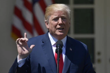 TRAMP PODIGAO BURU NA TVITERU: Blizu smo velikog sporazuma sa Meksikom