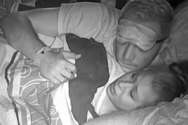 (VIDEO) GASTOZ I TEODORA U KREVETU!