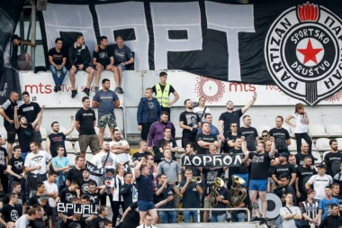 TRUBAČI NA STADIONU: "Posmrtni marš" se čuo u Humskoj