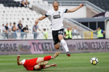 (VIDEO) Ples uz posmrtni marš: PARTIZAN I NAPREDAK PODELILI BODOVE U HUMSKOJ!