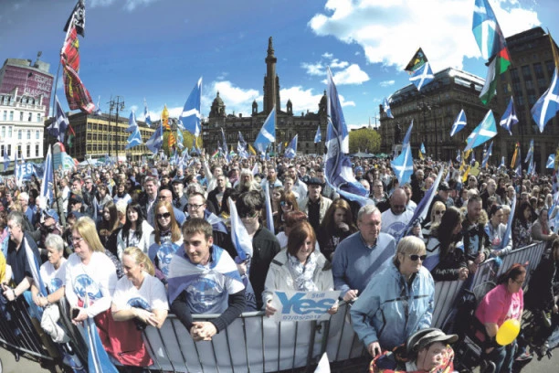 CRNE PROGNOZE UTICAJNOG MEDIJA: Moguć brzi raspad Velike Britanije, popularnost ideje NEZAVISNOSTI brzo raste u tri kraljevstva!