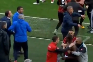 TUČA I HAOS: Pogbinog brata hteli da rastrgnu saigrači