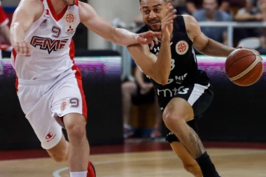 RASPAD SISTEMA - FMP pobedio Partizan, crno-beli dali četiri poena za 10 minuta