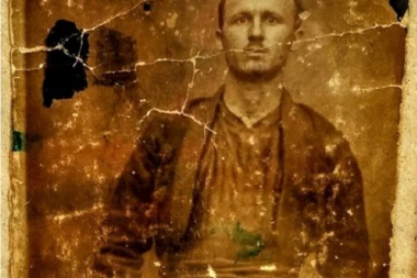 OVO JE FOTOGRAFIJA VUČIĆEVOG DEDE KOG SU UBILE USTAŠE!