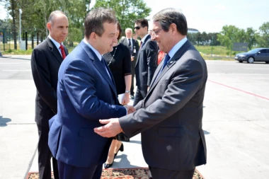 DAČIĆ DOČEKAO PREDSEDNIKA KIPRA: Pregovori o saradnji dveju država