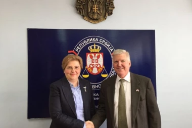 DOLOVČEVA SA KAJLOM SKOTOM: Sastanak povodom međunarodne tužilačke saradnje!