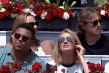 (VIDEO) NIJE MU DONEO SREĆU: Ronaldo bodrio Novaka