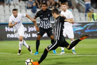 (VIDEO) GROBARI MU OVO NEĆE OPROSTITI: Evo kako Danilo Pantić nije iskoristio penal protiv Čukaričkog