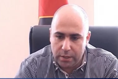 KABADAHIJA NA ČELU OPŠTINE LAJKOVAC: Kad popije, i sudiju bije