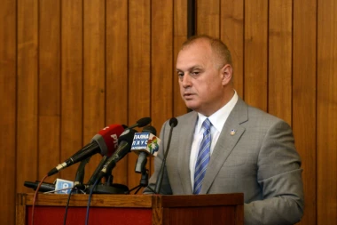 Vesić: Do 2022. bez liste čekanja za vrtiće