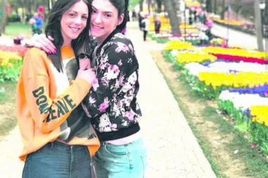 Opljačkane reprezentativke Srbije u odbojici: LOPOV IM ODNEO 9.000 EVRA IZ STANA!