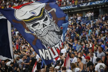 (FOTO) PSŽ prezentovao nove dresove, SLIČNOST SA BARSOM JE UOČLJIVA!