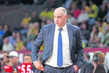 Real razneo Valensiju na startu polufinalne serije!