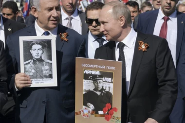 (VIDEO) PORODIČNA TRAGEDIJA ŠEFA KREMLJA: Putin je izgubio dva brata, a evo kako je njegov otac preživeo pakao Drugog svetskog rata