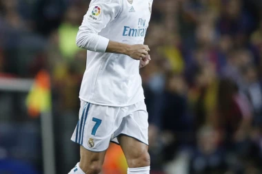 NURMAGOMEDOV OBOŽAVA PORTUGALCA: Ronaldo dobio ponudu iz UFC!