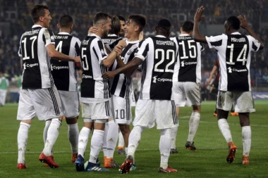 (VIDEO) DUPLA KRUNA ZA "STARU DAMU": Juventus posle Kupa Italije osvojio i Skudeto