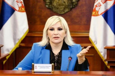 IZMEŠTANJE ŽELEZNIČKE: Kritikuju oni što su voz videli samo u kutiji za igračke