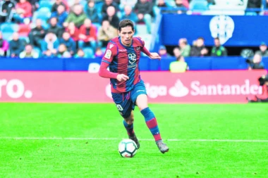 Levante hteo da zadrži Srbina, ali... Lukić se vraća u Torino