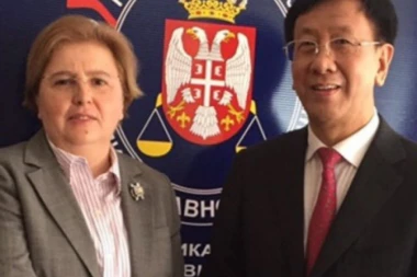 Kruna saradnje DOLOVAC sa potpredsednikom Stalnog komiteta Svekineskog narodnog kongresa