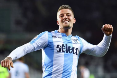 OSTAJE SAMO SAN! SMS je nemoguća misija za "Rosonere"!