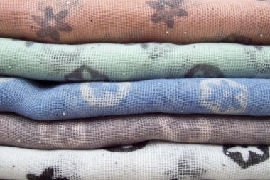 UHVAĆENI U ŠVERCU MATERIJALA I ZAVESA!