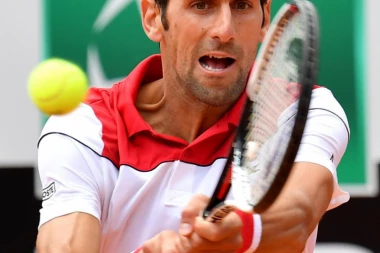 (VIDEO) Još jedna rutinska pobeda: NOVAK U TREĆEM KOLU RIMA, NEK SE SPREMI RAMOS-VINJOLAS!