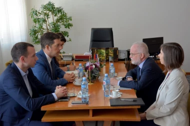 "Srbi na KiM će biti institucionalno zaštićeni formiranjem ZSO"