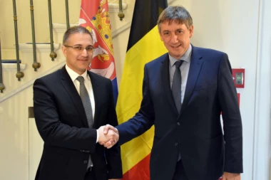 STEFANOVIĆ SA MINISTROM UNUTRAŠNJIH POSLOVA BELGIJE: Saradnja u cilju veće efikasnosti!