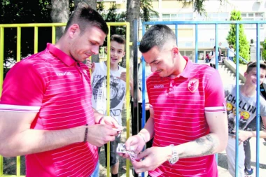 RADONJIĆ JE TITO, A GOBELJA HEMIČAR!