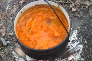 OPET SE PALE SAVSKE VATRE: Počinje tradicionalno takmičenje u kuvanju riblje čorbe