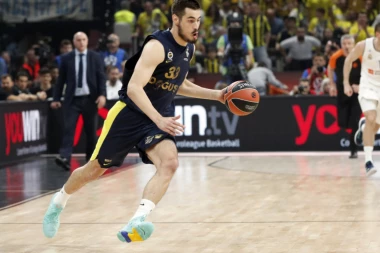 Fener "zgromio" Olimpijakos: Srbi dominiraju na obe strane!