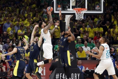 (VIDEO) Pogledajte muk u Areni kada je Real osvojio trofej!