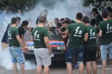 DIVLJANJE ZA KRAJ ŠKOLE: Hrvatski maturanti bacali dimne bombe i padali u nesvest od ALKOHOLA