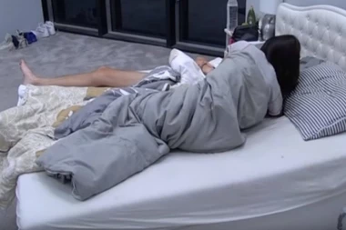 RAZMENJIVALI RECEPTE: Andrijana i Đekson završili u KREVETU!