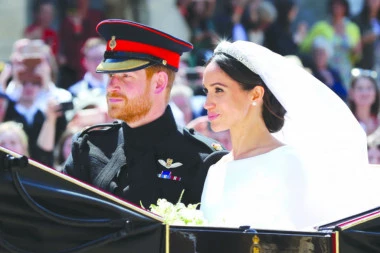 PREDSTAVILI MEGAN MARKL KAO MANČMELOU JER JE CRNA: Nemačka kompanija slatkiša izazvala skandal