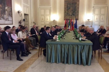 DAČIĆ U KATANIJI: Srbija se pokazala kao POUZDAN PARTNER EU