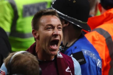 EKSPRESNO: Teri "peče zanat" u Aston Vili