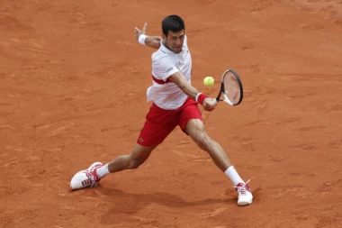 (FOTO) Đoković se za Španca sprema sa Zverevim