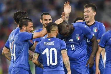 (VIDEO) TEŠKO JE BITI CRNAC U ITALIJI: Baloteli rasplakao naciju šokantnim priznanjem
