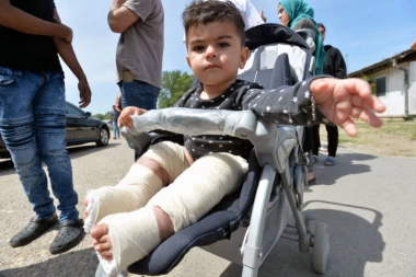 (FOTO) LJAJIĆ SA MIGRANTIMA POVODOM RAMAZANA