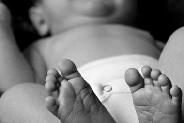 Pronađena beba u selu kod Bogatića: Ugledao je meštanin, ostavljena odmah po rođenju!