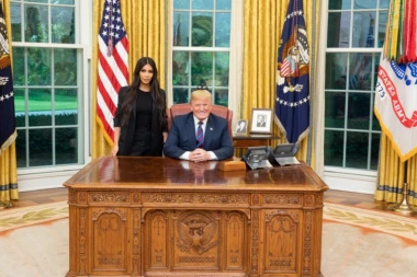 Tramp primio Kim Kardašijan u Belu kuću: Nećete verovati o čemu su razgovarali!