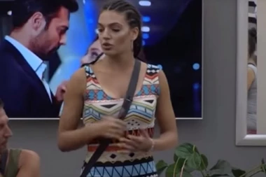 ZORANA STEFANOV POKAZALA GUZU