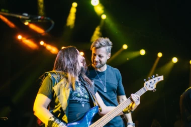 Leksington i Dženan zapalili Taš, a onda otpevali pesme u SINANOVU ČAST!