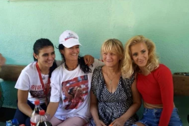 POTRESNA ISPOVEST SESTRE DABOVIĆ: Otac nas je krvnički mlatio, ostajala je KRV PO ZIDOVIMA!