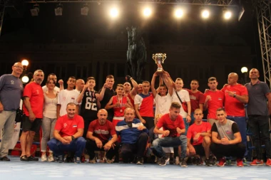 (VIDEO, FOTO) Održan "Olimpijski čas boksa" u srcu Beograda, Vojvodina osvojila Kup regiona Srbije!