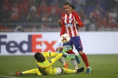 Atletiko rešio da pretekne Barsu: GRIZMANU NA STOLU REKORDNA PLATA!